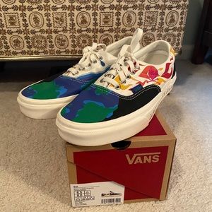 Earth day limited edition vans size 8